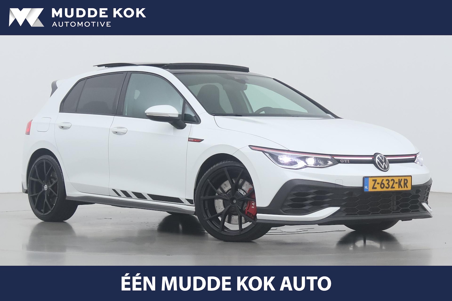 Volkswagen Golf - 8 GTI 2.0 TSI GTI | Clubsport | 300Pk! | Panoramadak | 19 Inch | ACC | Getint Glas | Apple - AutoWereld.nl