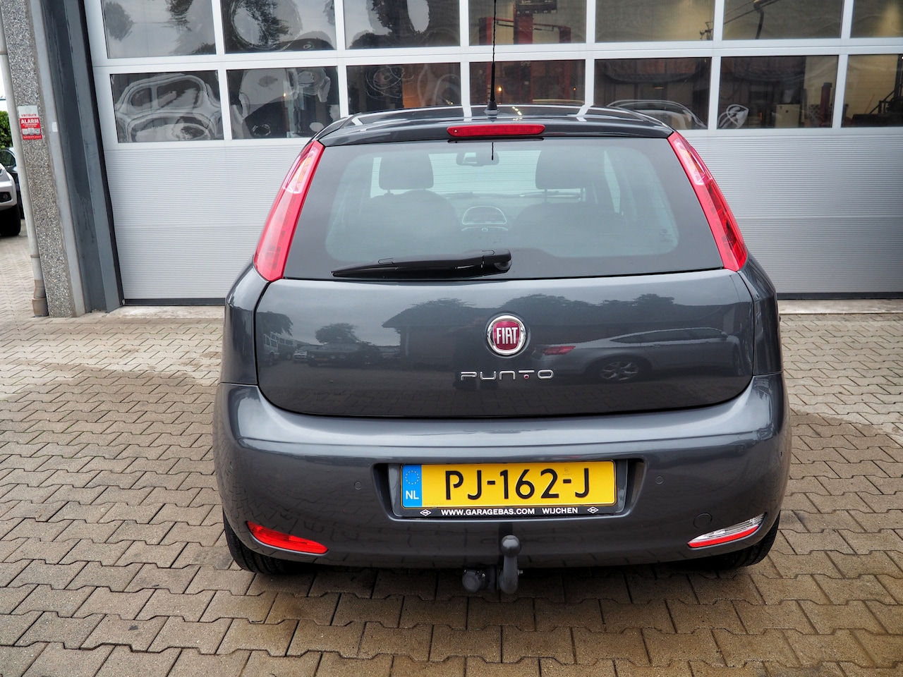 Fiat Punto - 0.9 TwinAir Sempre CLIMA CRUISE NAVI PARKEER S. TREKH.