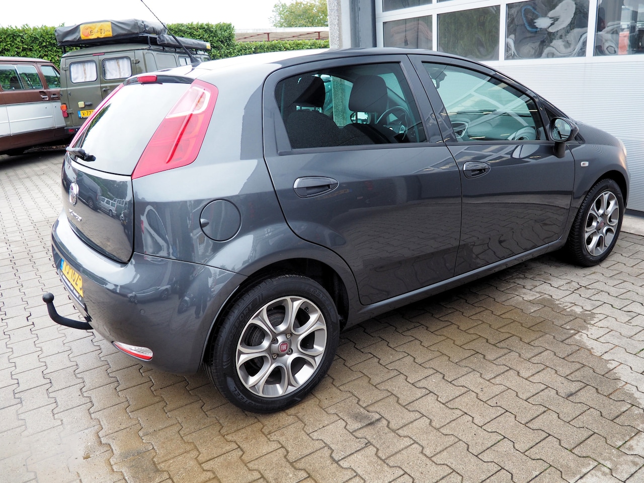 Fiat Punto - 0.9 TwinAir Sempre CLIMA CRUISE NAVI PARKEER S. TREKH.