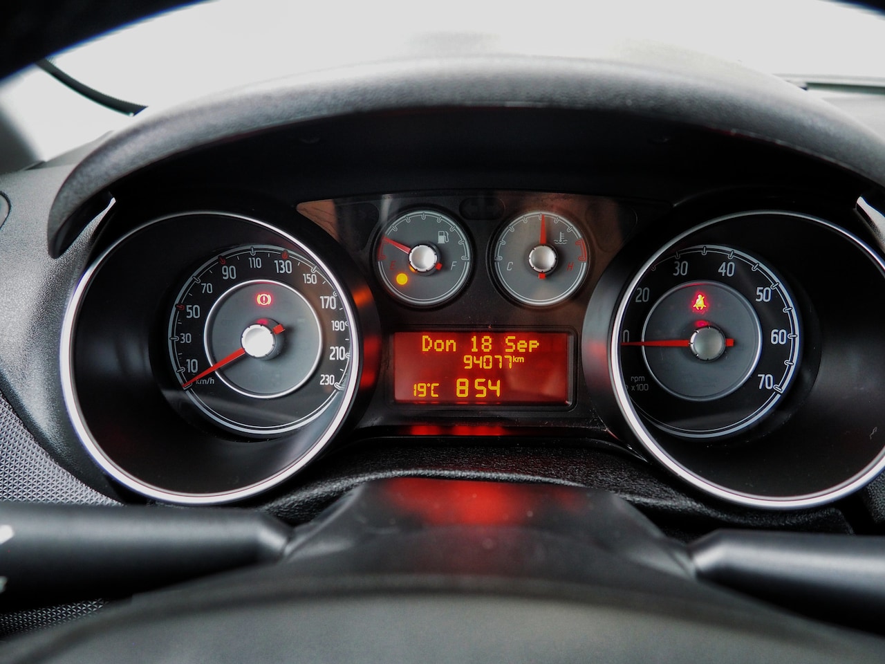 Fiat Punto - 0.9 TwinAir Sempre CLIMA CRUISE NAVI PARKEER S. TREKH.