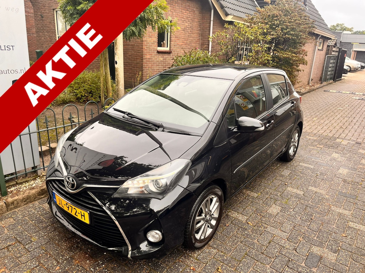 Toyota Yaris - 1.3 VVT-i Trend 1.3 VVT-i Trend - AutoWereld.nl