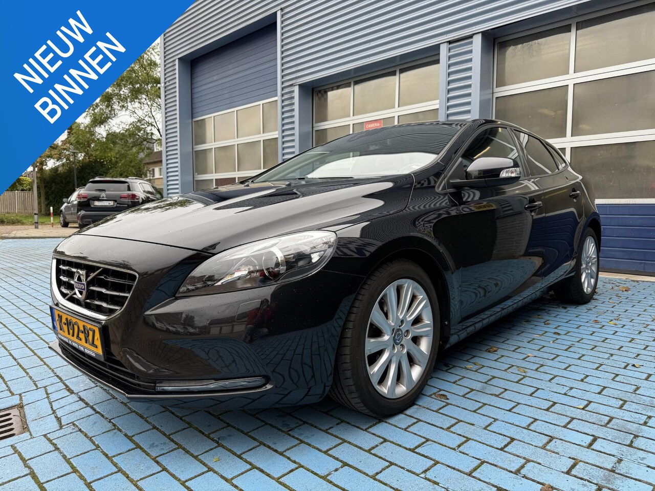 Volvo V40 - 1.6 T2 CRUISE NAVI LED STOELVERW. - AutoWereld.nl