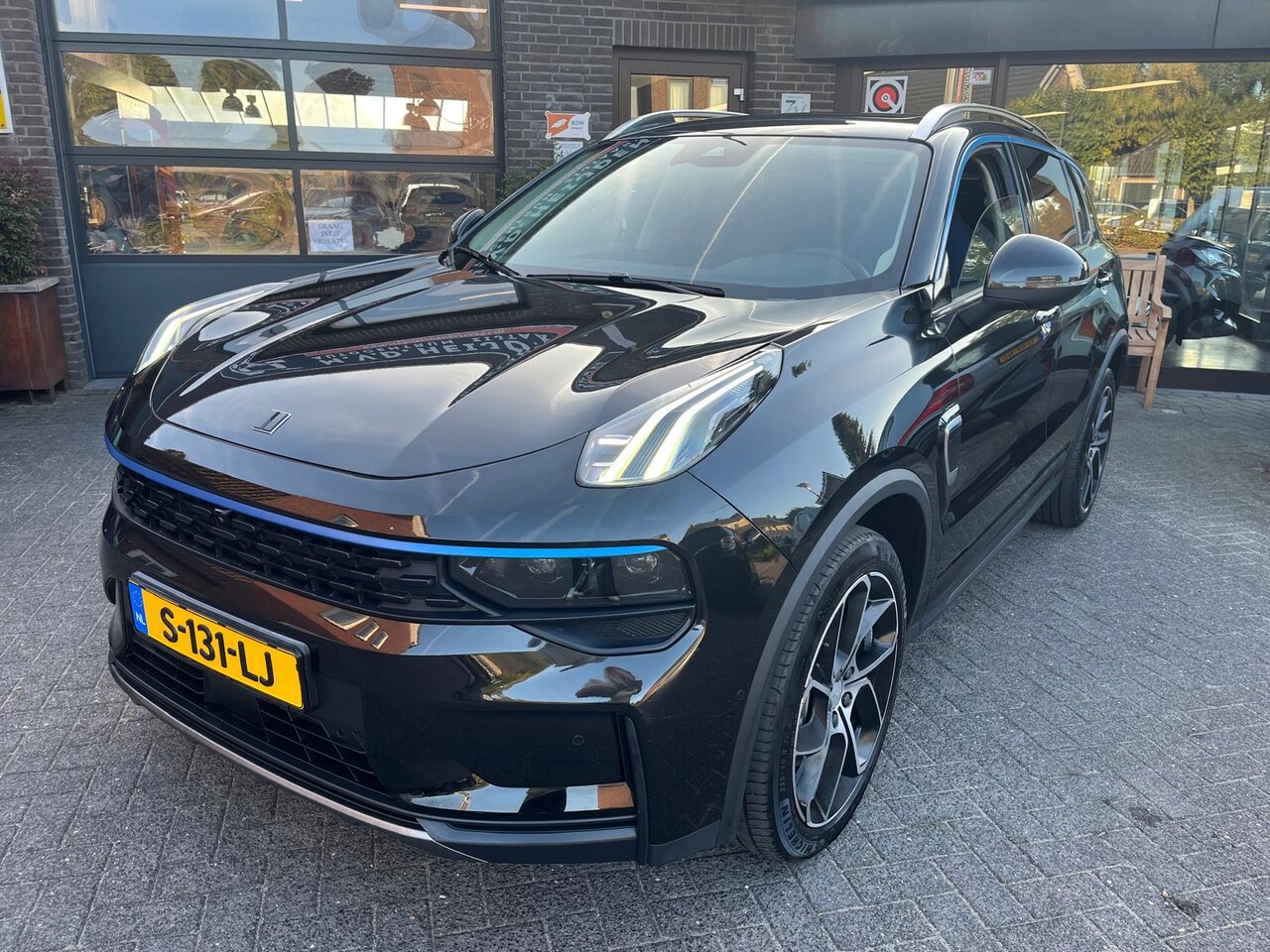 Lynk & Co 01 - 1.5TD 261pk PHEV 7DCTH - AutoWereld.nl