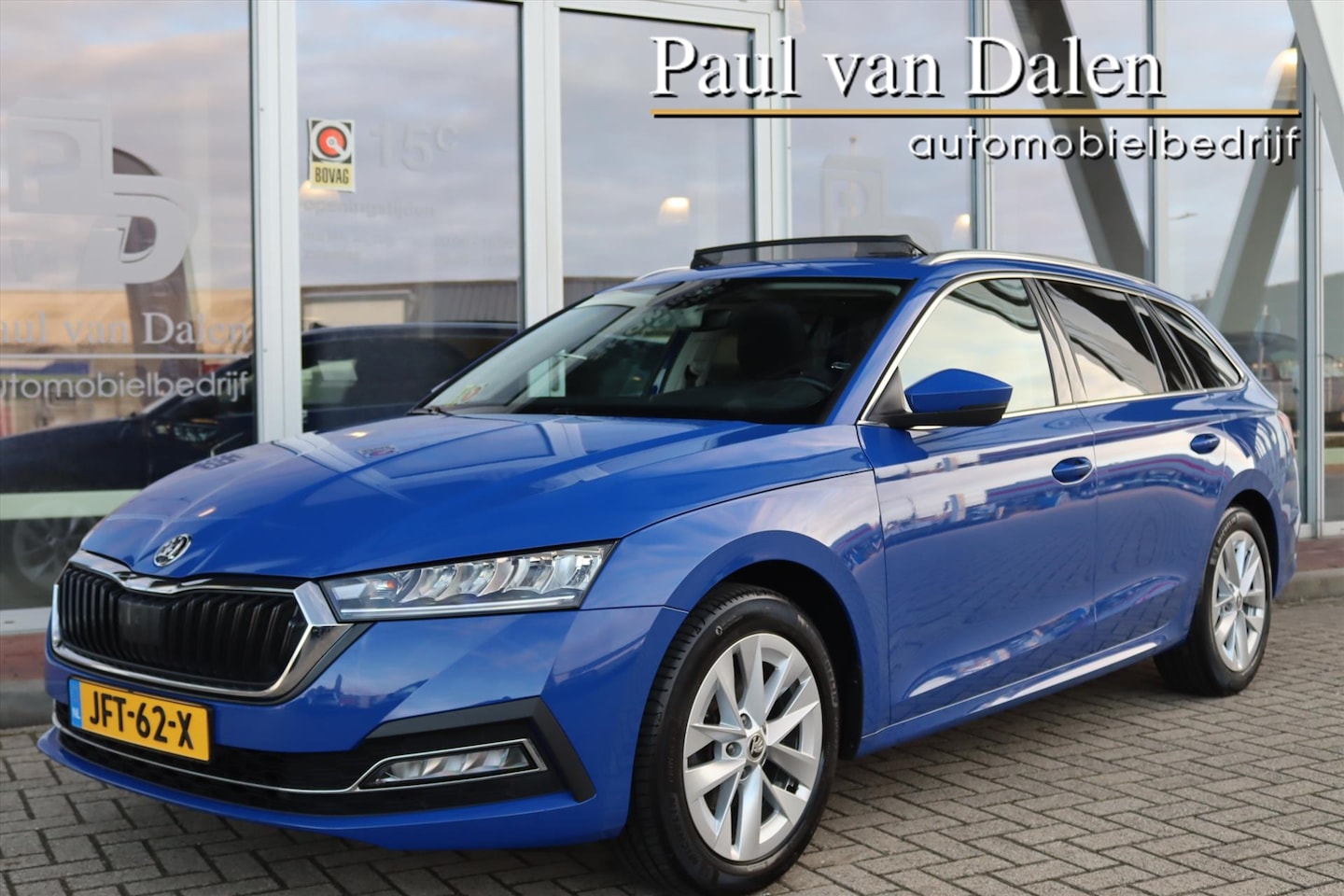 Skoda Octavia Combi - 1.5TSI 150PK Navi | Trekhaak | Camera | Standkachel | Head Up | Adapt. Cruise | Dab | Led - AutoWereld.nl
