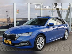 Skoda Octavia Combi - 1.5TSI 150PK FIRST EDITION Panodak | Navi | Trekhaak | Camera | Standkachel | Head Up | Ad