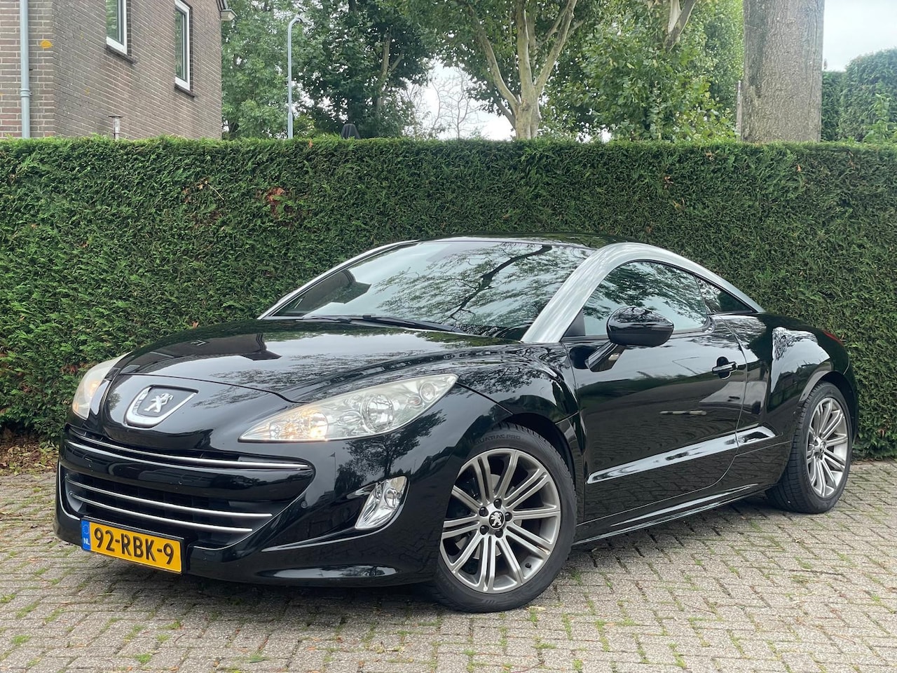 PEUGEOT RCZ