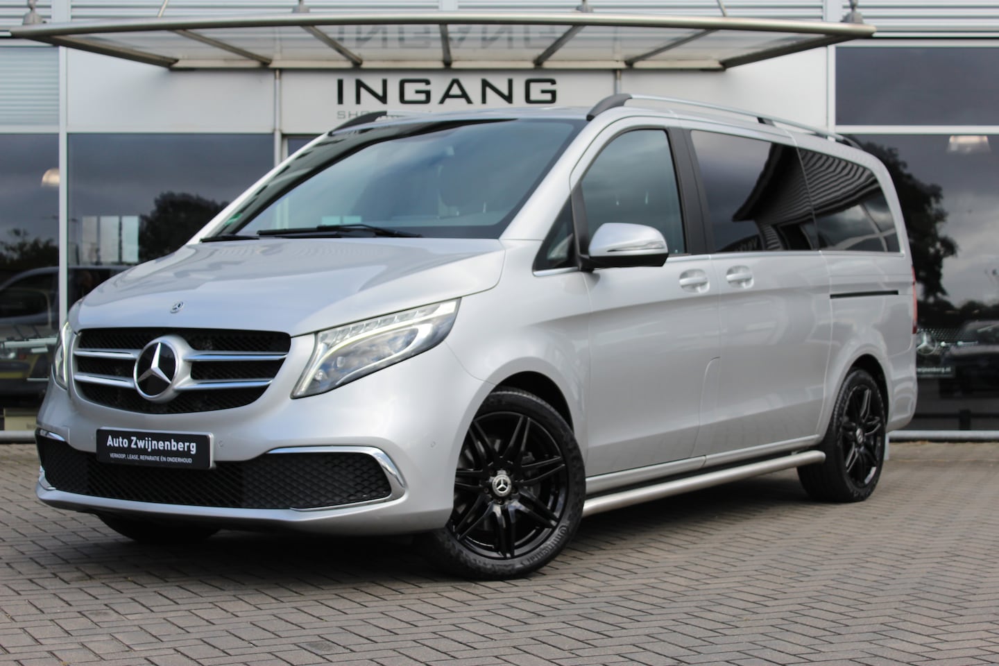 Mercedes-Benz V-klasse - 250d 4-MATIC | 6 persoons | Marge - AutoWereld.nl