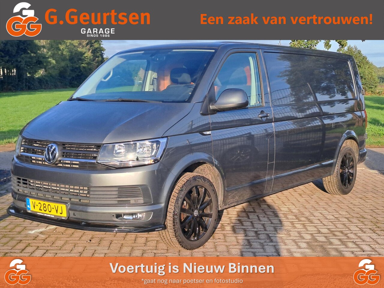 Volkswagen Transporter - 2.0 TDI L2H3 Highline 2.0 TDI L2H3 Highline, Trekhaak, Apple Carplay, Airco, Cruise Control - AutoWereld.nl