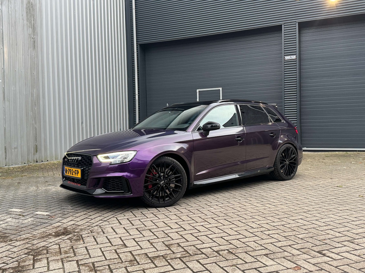 Audi A3 Sportback - 2.5 TFSI RS3 quattro - AutoWereld.nl