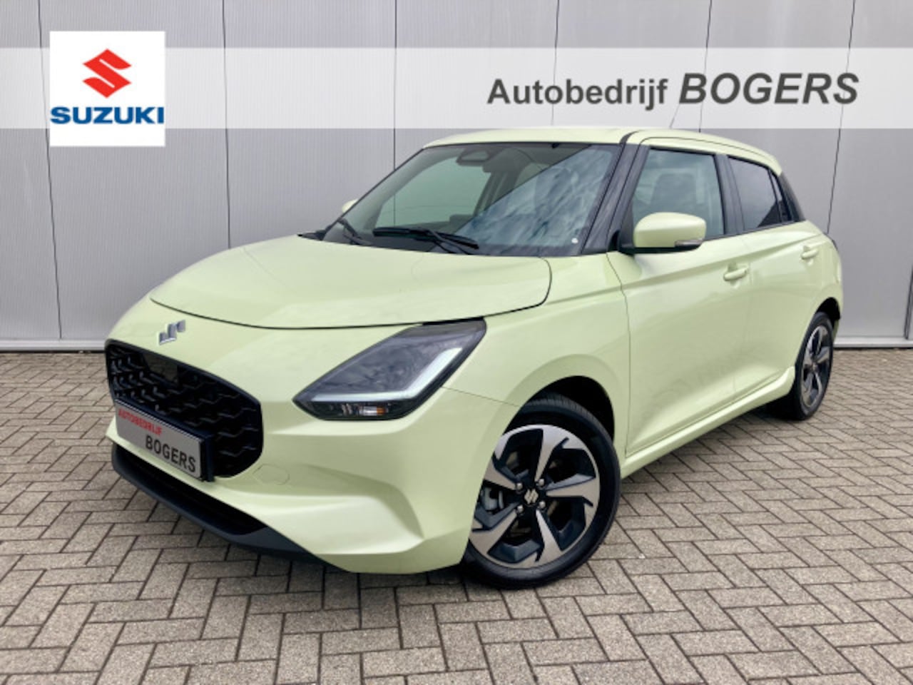 Suzuki Swift - 1.2 Style Smart Hybrid Automaat Navigatie, Climate Control, Adaptive Cruise Control, 16"Lm - AutoWereld.nl