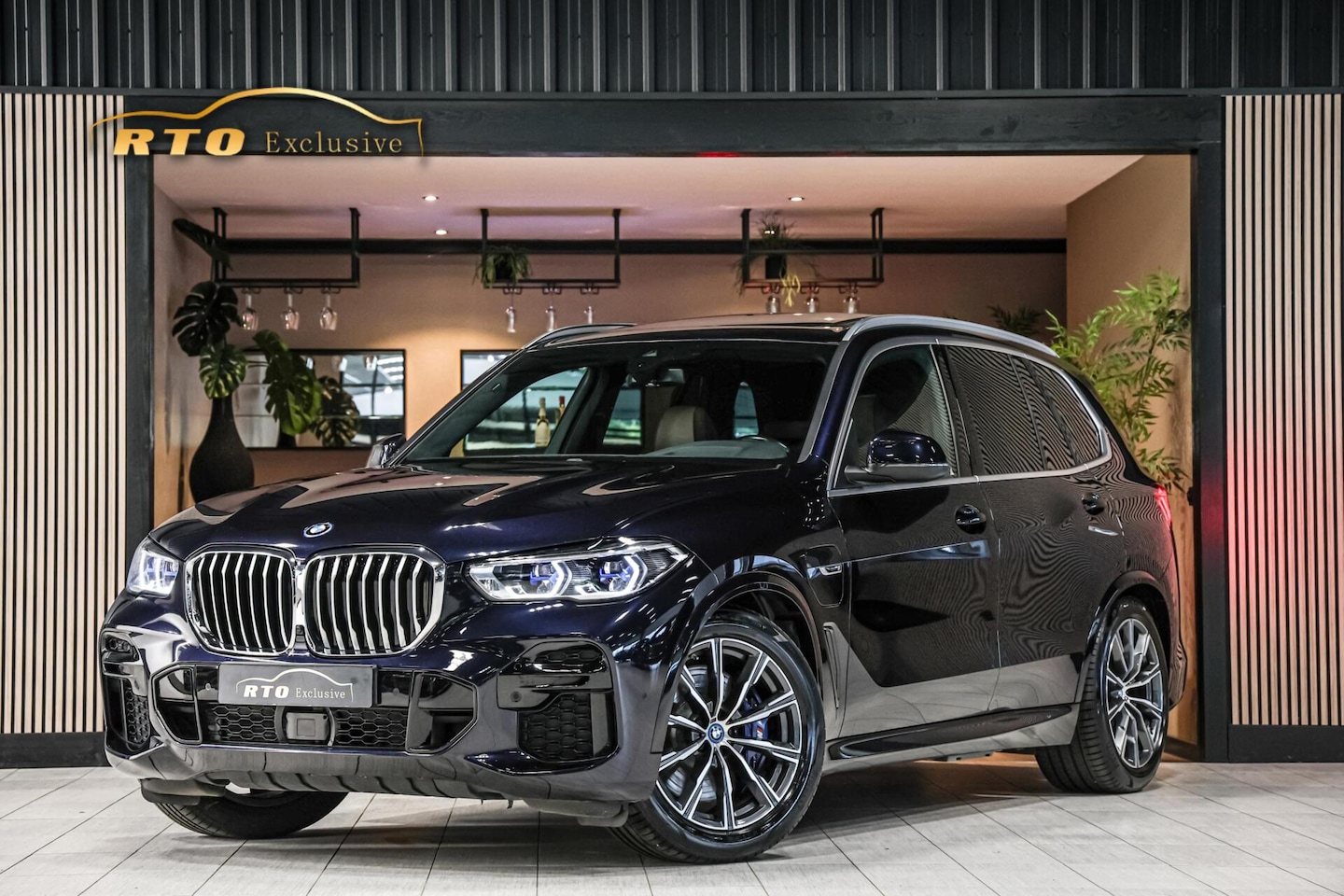 BMW X5 - xDrive45e High Executive M-Sport|Pano|ACC|Headup|Lucht - AutoWereld.nl