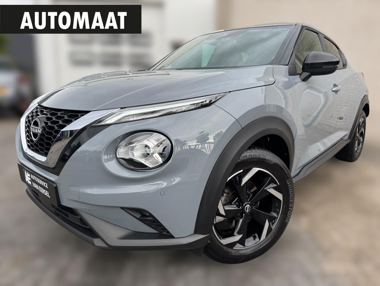 Nissan Juke - 1.0 DIG-T N-Connecta AUTOMAAT / CAMERA / LED / NAVI / PDC / STOELVERWARMING / REGENSENS / - AutoWereld.nl