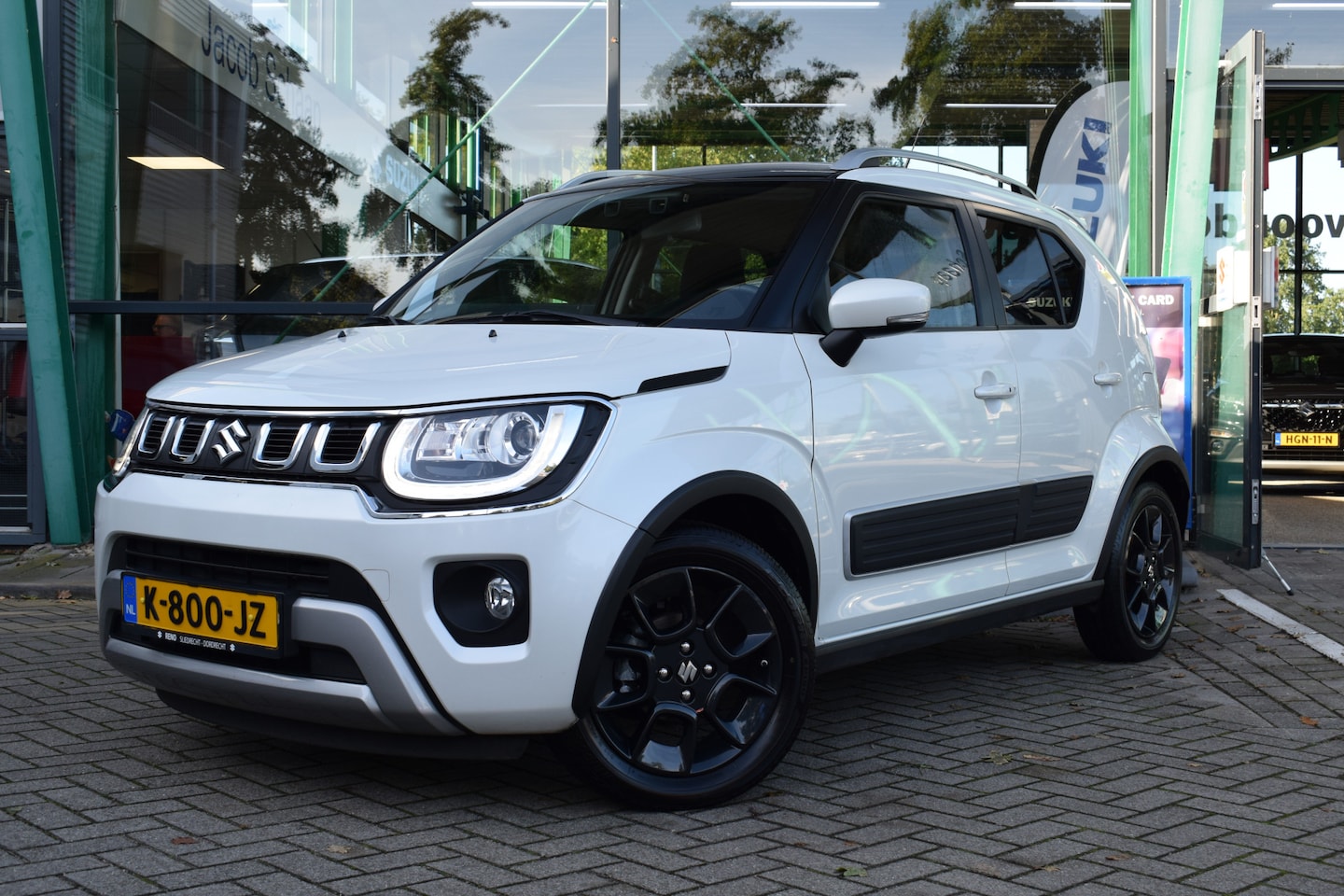 Suzuki Ignis - 1.2 Smart Hybrid Style Automaat 83pk | Achteruitrijcamera | Cruise Control | Climate Contr - AutoWereld.nl