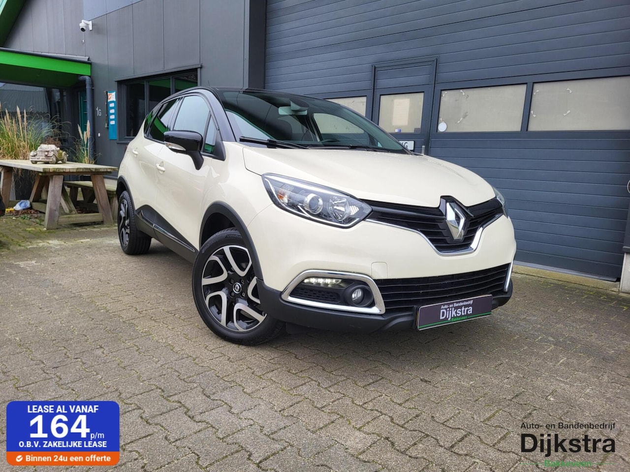 Renault Captur - 0.9 TCe Dynamique Achteruitrijcamera/ private glass/ trekhaak/ navigatie - AutoWereld.nl