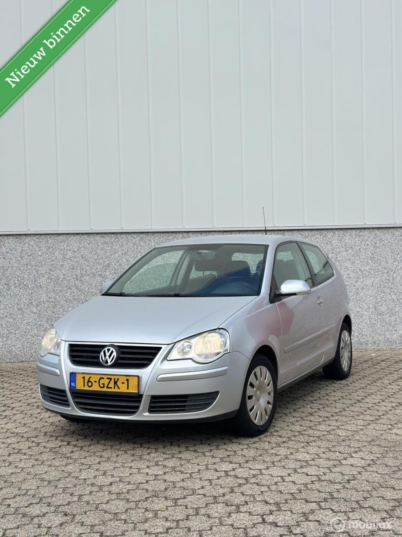 Volkswagen Polo - 1.4-16V Comfortline 1.4-16V Comfortline - AutoWereld.nl