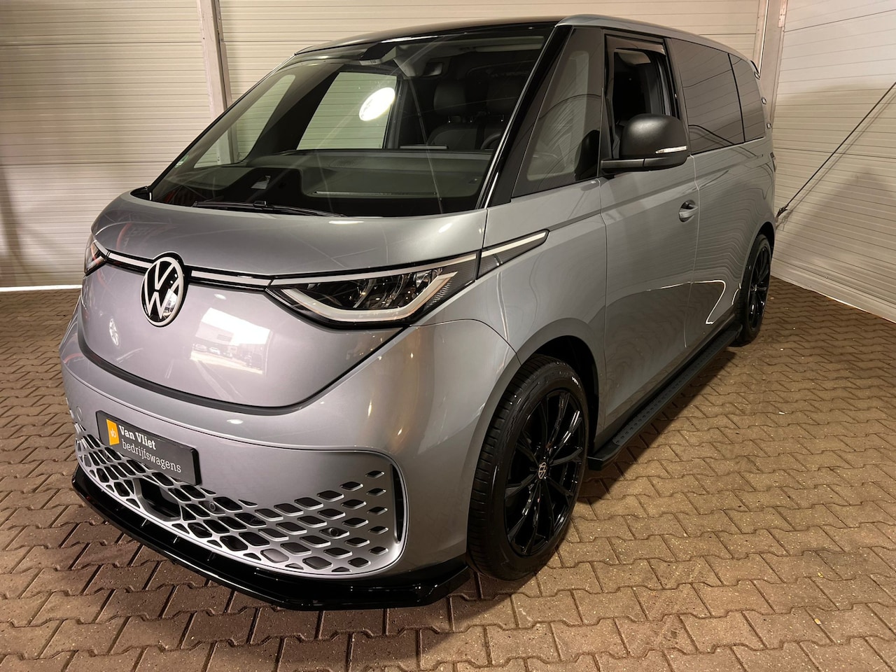 Volkswagen ID. Buzz Cargo - 77 kWh VVB392 NIEUWSTAAT - AutoWereld.nl