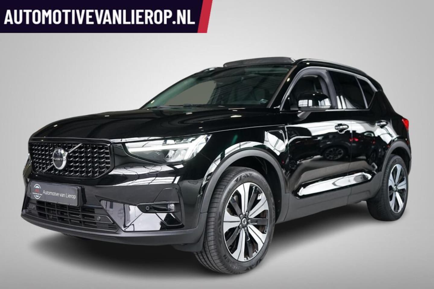 Volvo XC40 - 1.5 T4 PHEV Ultimate Dark STOEL/STUUR-VERWARMING - AutoWereld.nl