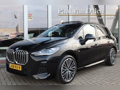 BMW 2-serie Active Tourer - (u06) 225e XDRIVE M-SPORT Panodak | Head Up | Harman Kardon | Leer | 360 Camera | Live Coc