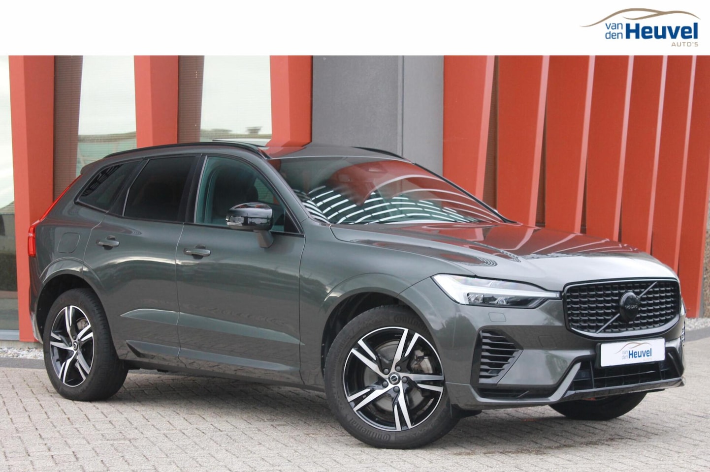 Volvo XC60 - T6 Recharge AWD R-Design - AutoWereld.nl