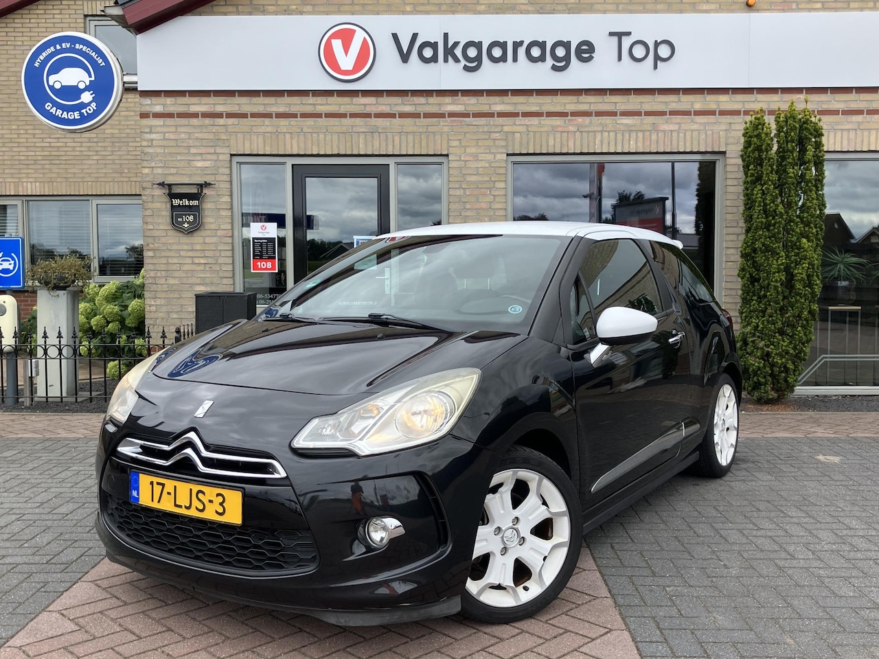 Citroën DS3 - 1.6 THP Sport Chic | PDC | Airco | 17" LMV | NAP - AutoWereld.nl