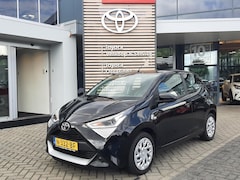 Toyota Aygo - 1.0 VVT-i x-play CRUISE AIRCO CAMERA BLUETOOTH HANDSFREE