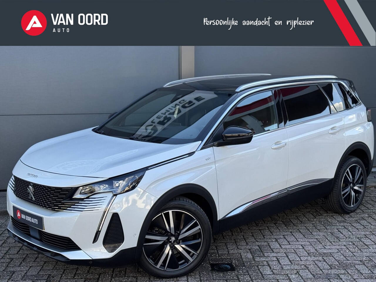 Peugeot 5008 - 1.2 GT-Line / Geen Import / 100 % Onderhoud - AutoWereld.nl