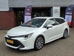 Toyota Corolla Touring Sports - 1.8 Hybrid STYLE STOEL/STUURVERW NAVI TREKHAAK APPLE/ANDROID 17'' LM-VELGEN PRIVACY GLASS