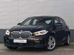 BMW 1-serie - 118i M-Sport - Live Cockpit Prof - LED - Stoelverwarming