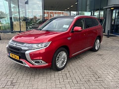 Mitsubishi Outlander - 2.4 PHEV Intense ( Nieuw Binnen )