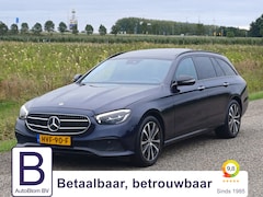 Mercedes-Benz E-klasse Estate - 300 e Avantgarde /Pano/Cruise/18"/Sfeer/