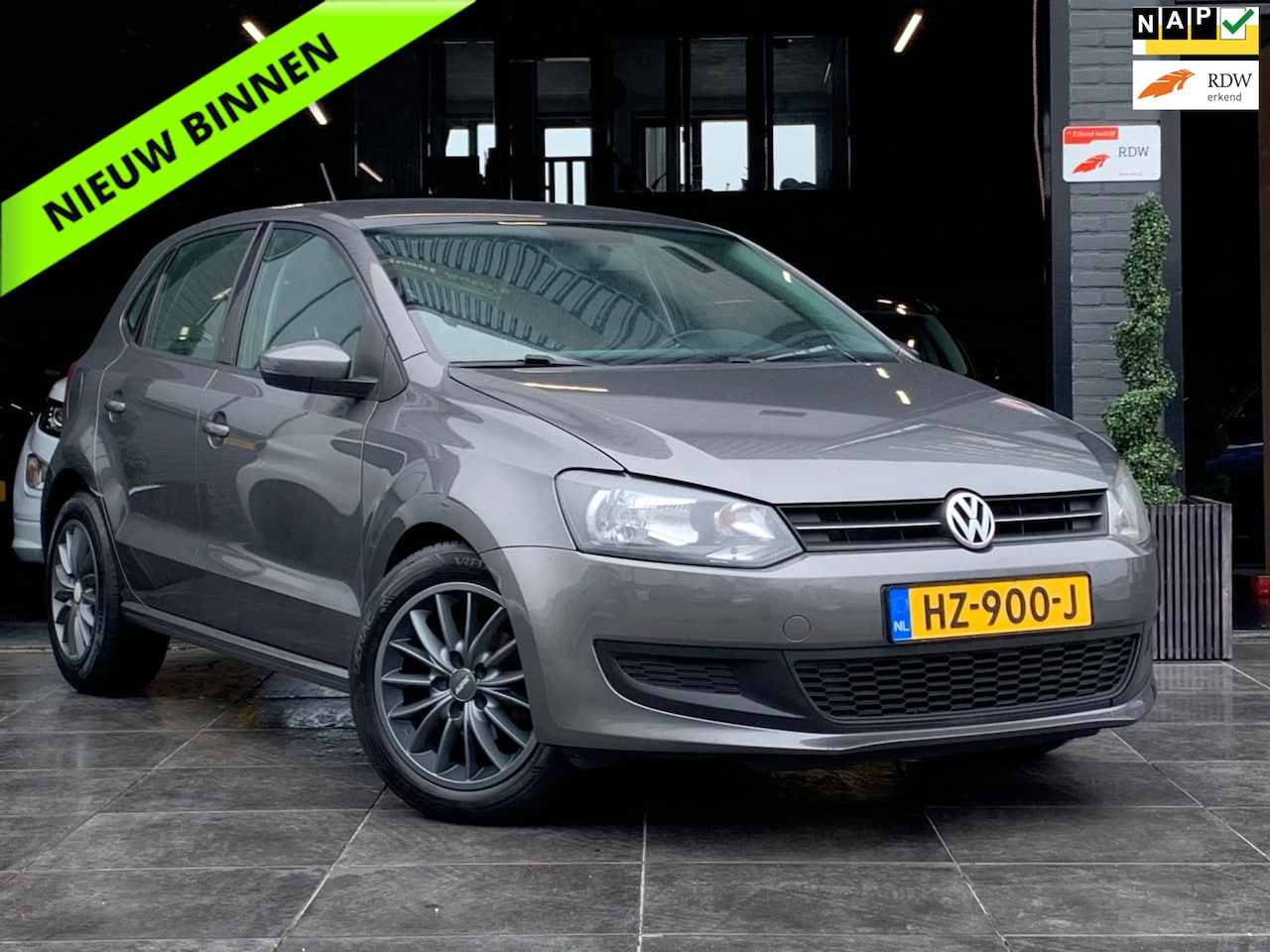 Volkswagen Polo - 1.2 Easyline|Airco|El Pakket|Trekhaak|APK - AutoWereld.nl
