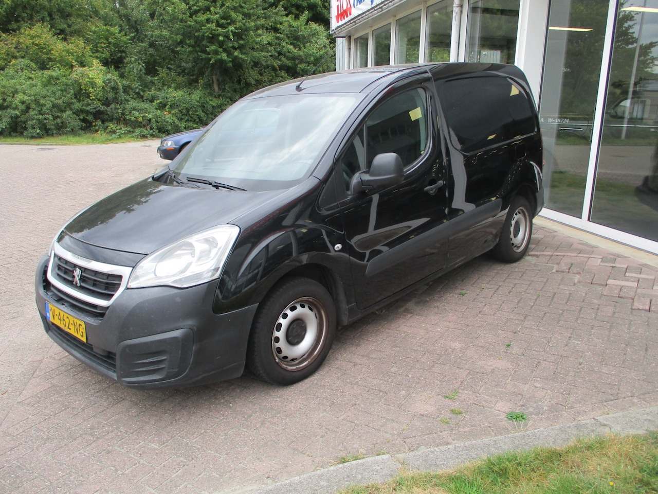 Peugeot Partner - 120 1.6 BlueHDi 75 L1 Pro Marge! - AutoWereld.nl