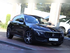 Maserati Levante - 3.0 V6 D AWD GranSport Pano Luchtvering Leer Camera Navi LED