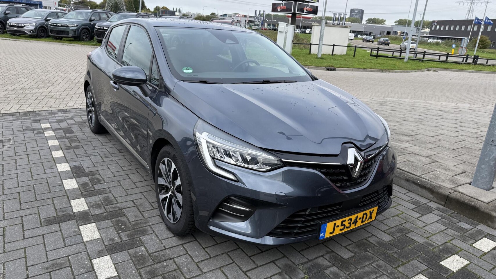 Renault Clio - TCe 100 Bi-Fuel Zen | Navigatie | Trekhaak | Parkeersensoren | Lichtmetalen velgen | - AutoWereld.nl
