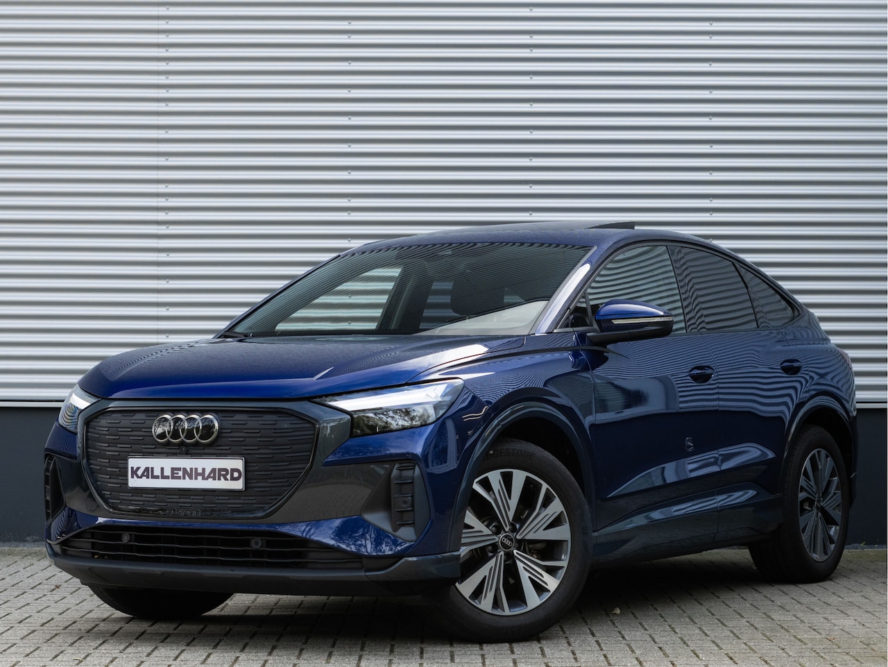 Audi Q4 Sportback e-tron - 35 - Pano - Camera - Stoelverwarming - Leder - Keyless - Warmtepomp - 55 kWh - AutoWereld.nl