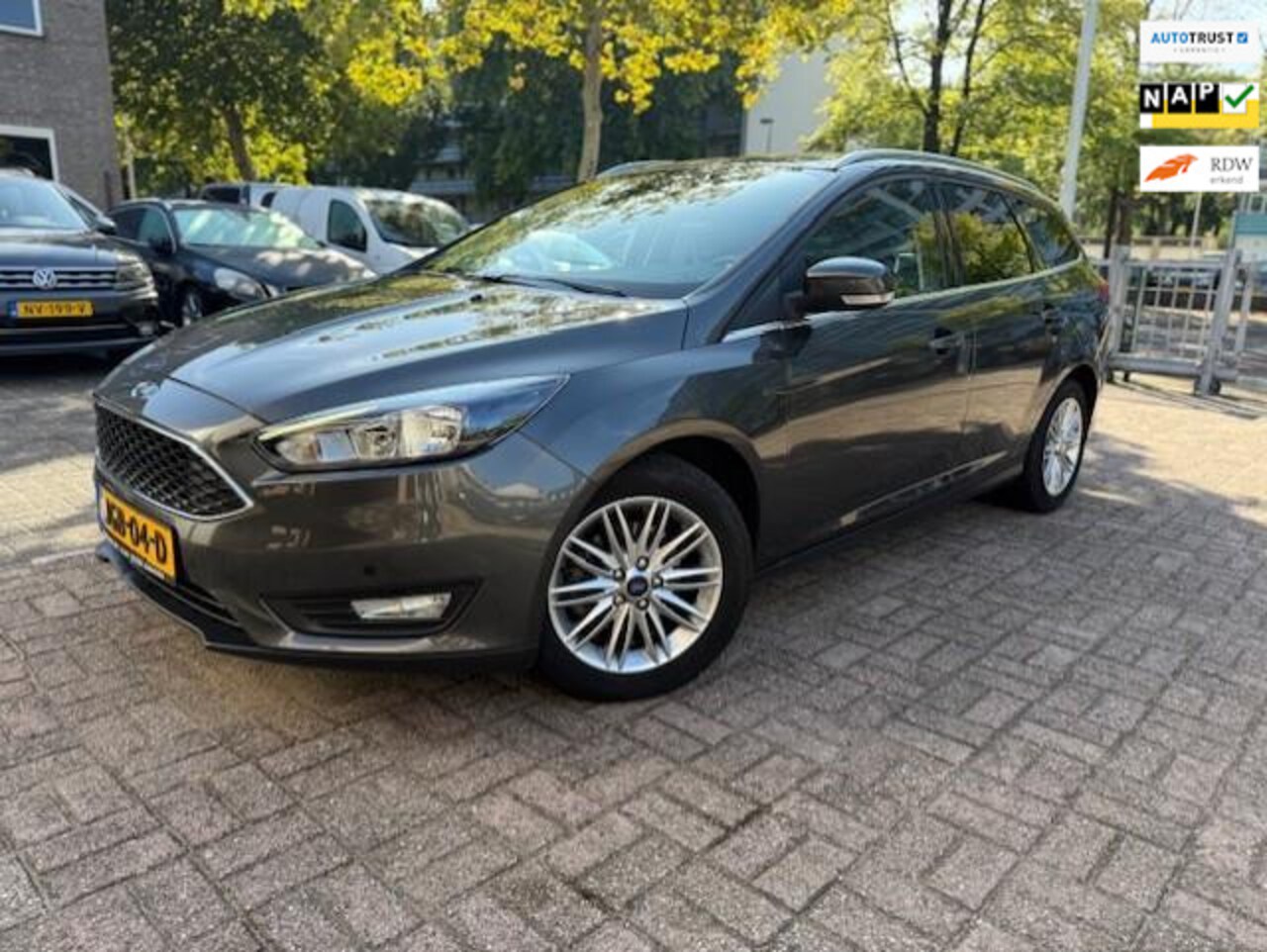 Ford Focus Wagon - 1.0 Trend Navi/Clima/Cruise - AutoWereld.nl