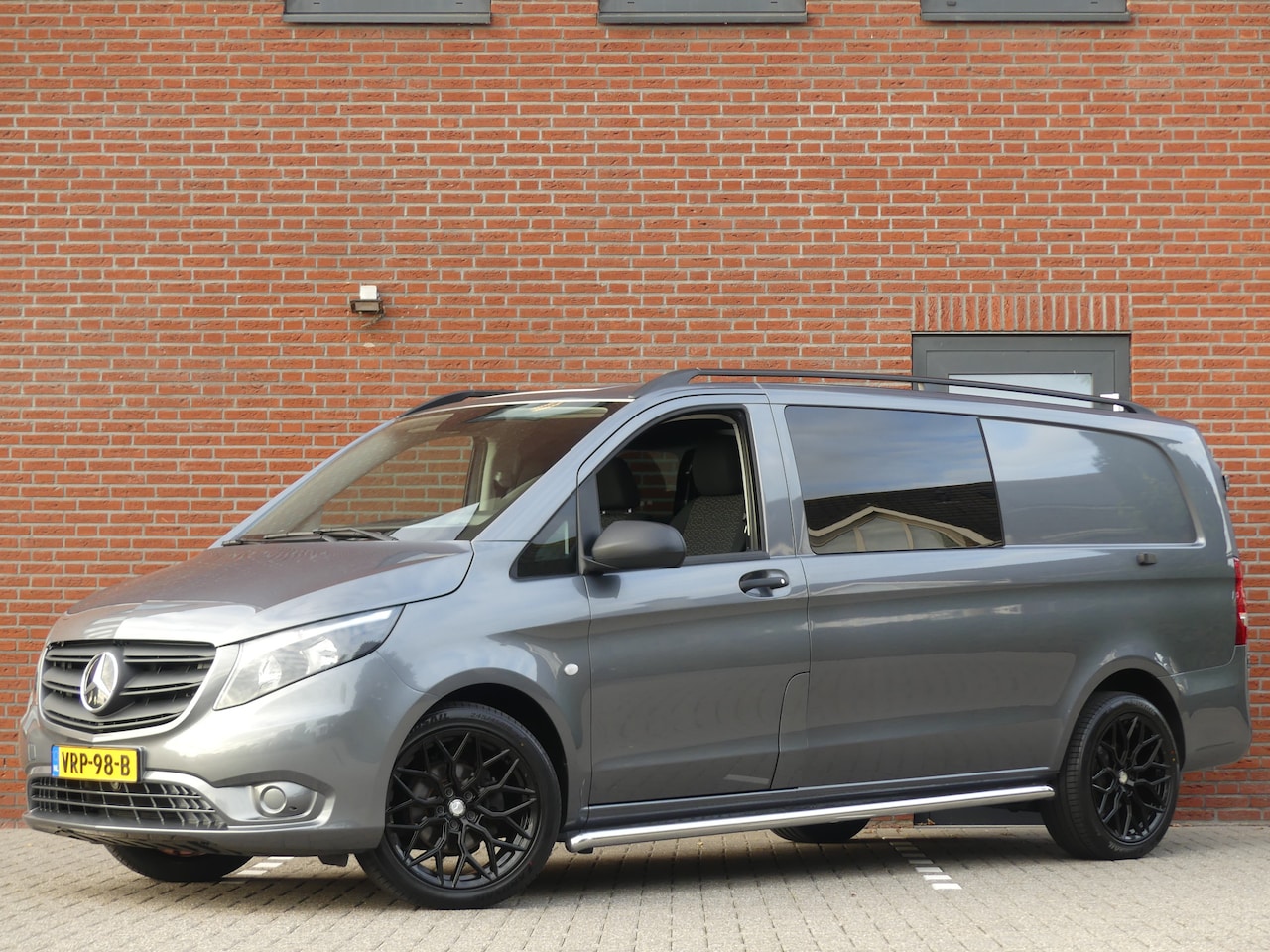 Mercedes-Benz Vito - 114 CDI Extra Lang Airco/Camera/Side bars - AutoWereld.nl