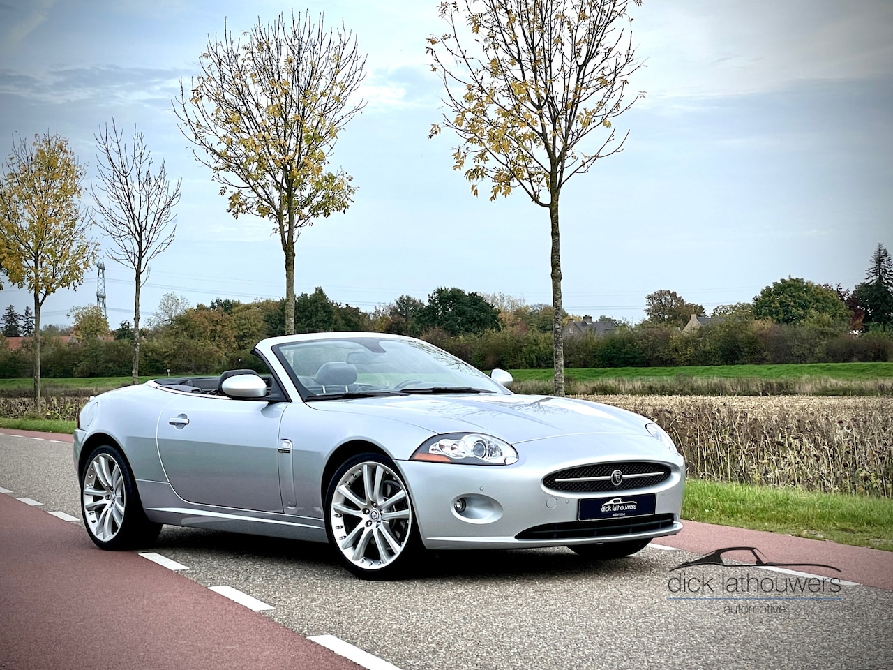 Jaguar XK - 4.2 V8 Convertible / YOUNGTIMER / FULL SERVICE FILE / XK SPECIALIST - AutoWereld.nl