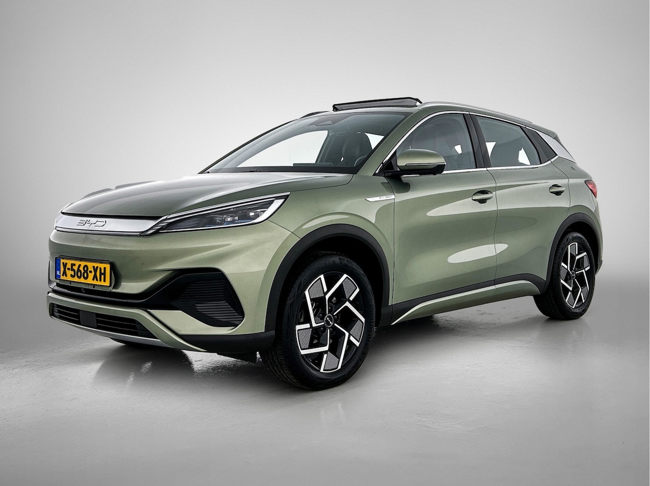 BYD Atto 3 - Design 60 kWh | Groen Metallic | 420 KM WLTP | Elektrische achterklep | V2L | - AutoWereld.nl