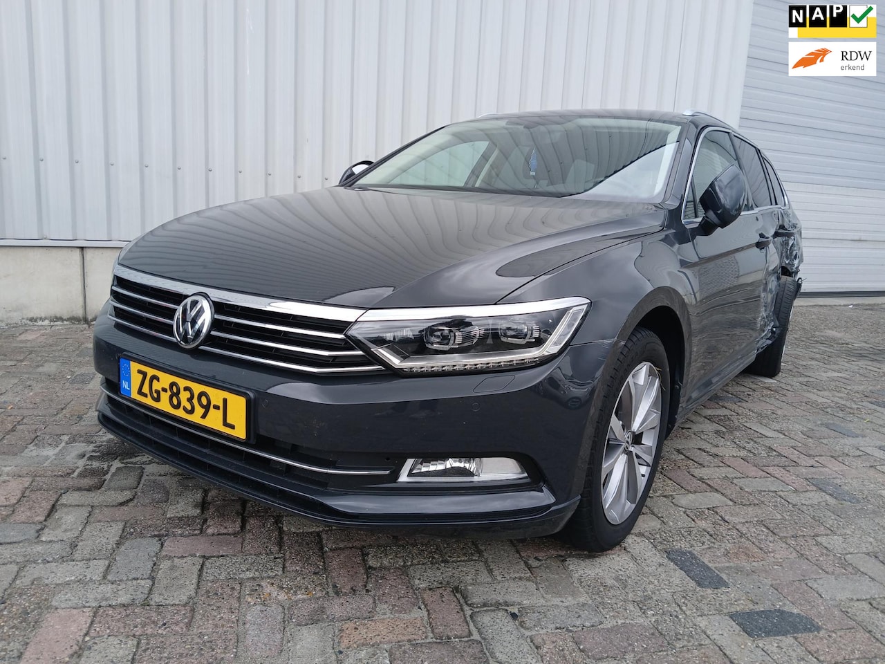Volkswagen Passat Variant - 1.5 TSI Comfortline Business - Clima - Schade - BPM - AutoWereld.nl