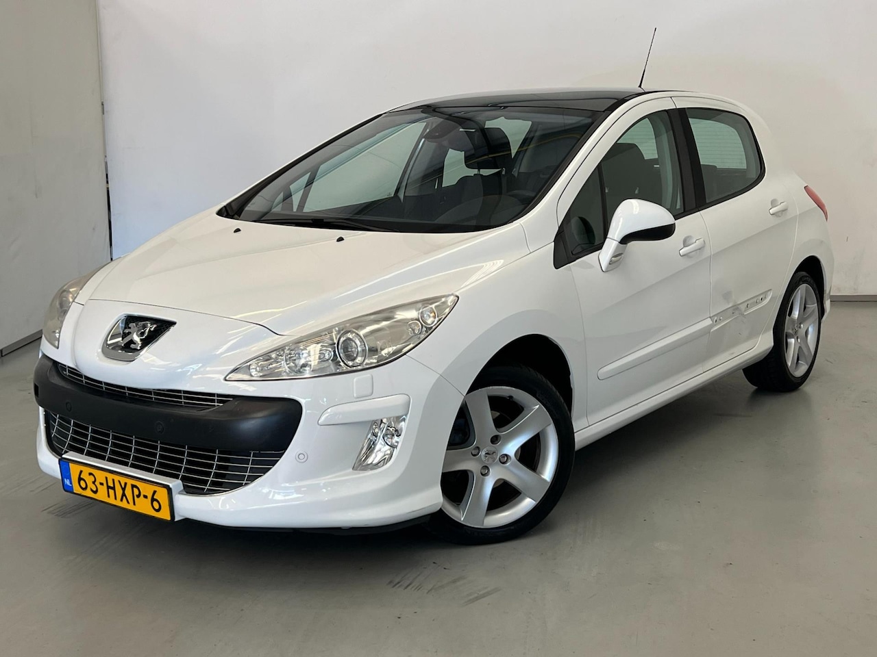 Peugeot 308 - 1.6 THP XT / Lees advertentie / Meeneemprijs - AutoWereld.nl