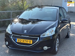 Peugeot 208 - 1.2 VTi Active5-deursNaviDistrbutie v.v. AircoLM.velgen