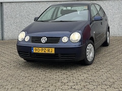Volkswagen Polo - 1.4-16V ComfortLine / Airco / New APK