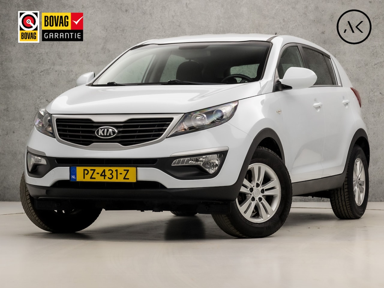Kia Sportage - 1.6 GDI 20th Sport (NAVIGATIE, CAMERA, CLIMATE, GETINT GLAS, SPORTSTOELEN, PARKEERSENSOREN - AutoWereld.nl