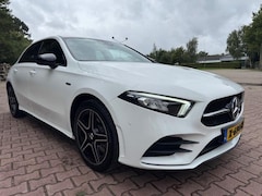Mercedes-Benz A-klasse - 250E BUSINESS SOLUTION AMG LIMITED/PANO/LED