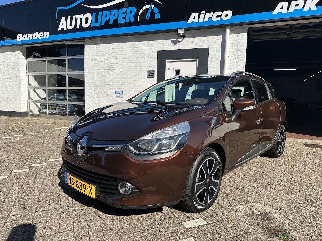 Renault Clio Estate - 0.9 TCe Expression /Airco/Trekhaak/Lm velgen/all season banden - AutoWereld.nl