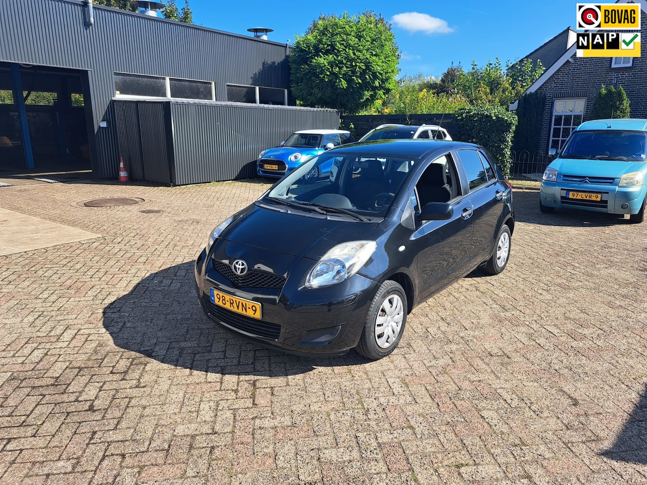 Toyota Yaris - 1.0 VVTi Acces 1.0 VVTi Acces - AutoWereld.nl