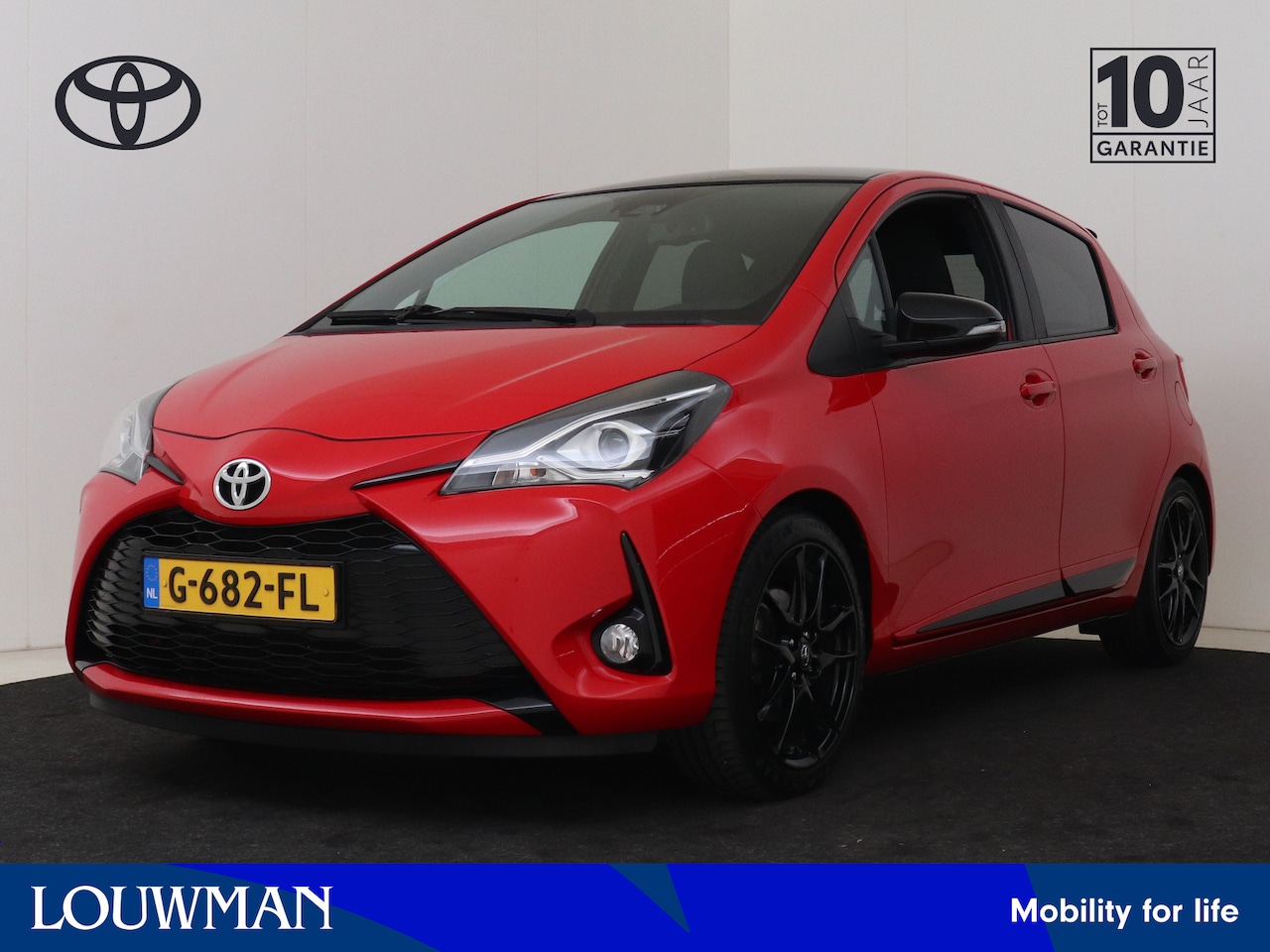 Toyota Yaris - 1.5 Hybrid GR-Sport I Climate Control I Cruise Control I Camera I Zwart Dak I Dakspoiler I - AutoWereld.nl