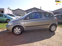 Toyota Yaris - 1.3 VVT-i Sol AUTOMAAT / 116.258 KM