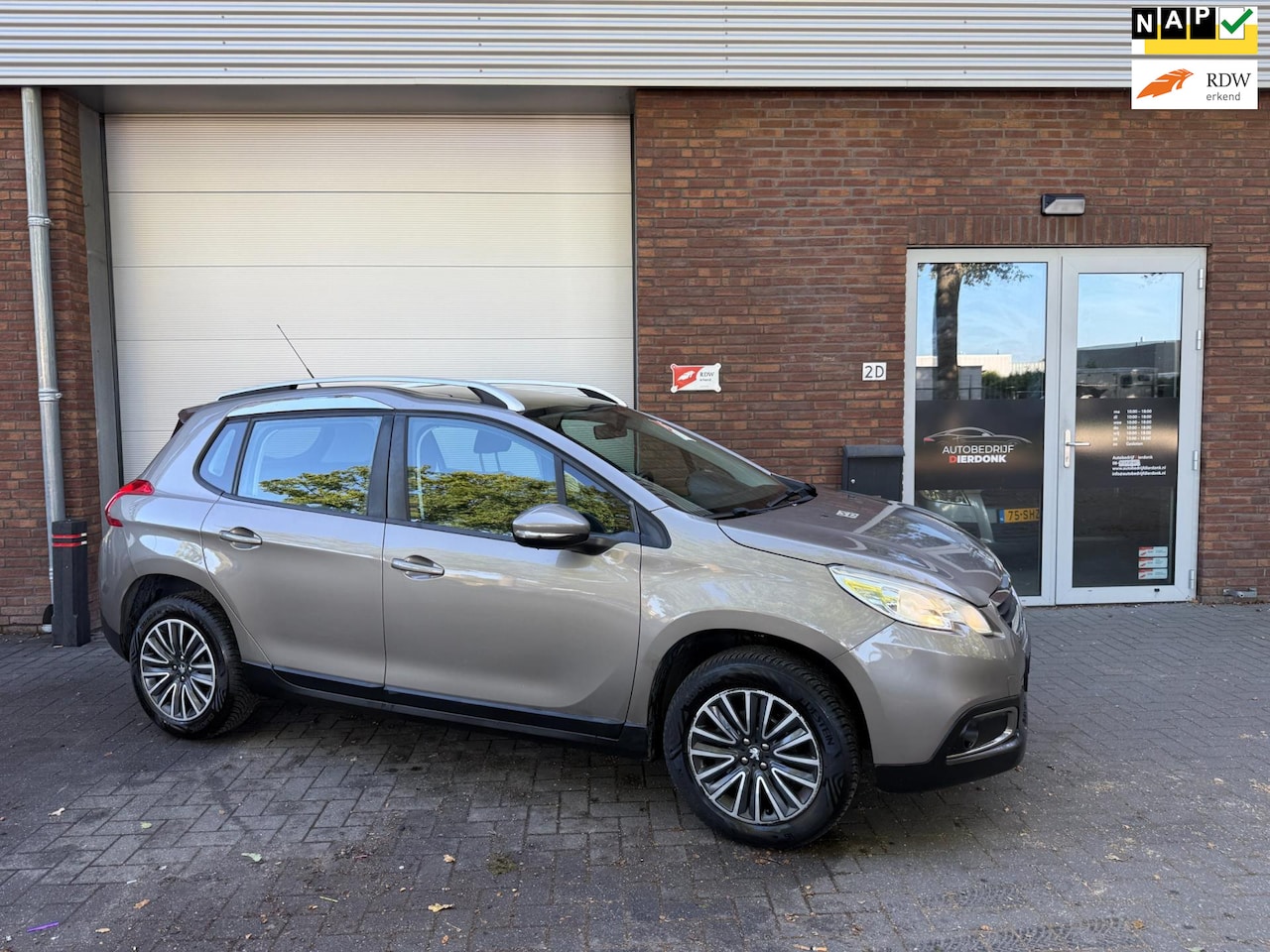 Peugeot 2008 - 1.2 PureTech Style|AIRCO|NIEUWE APK|PANO - AutoWereld.nl